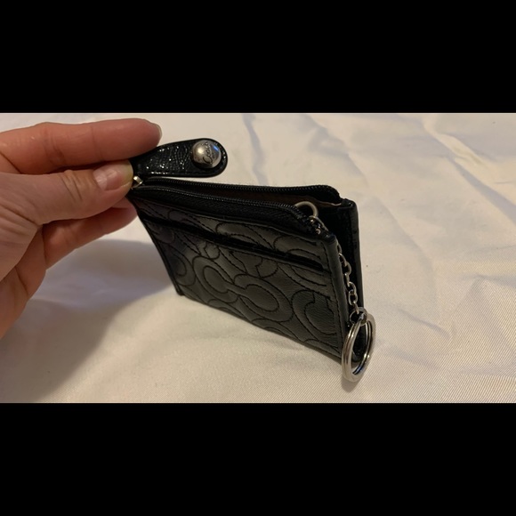 Bags and wallets - Picture 7 of 16